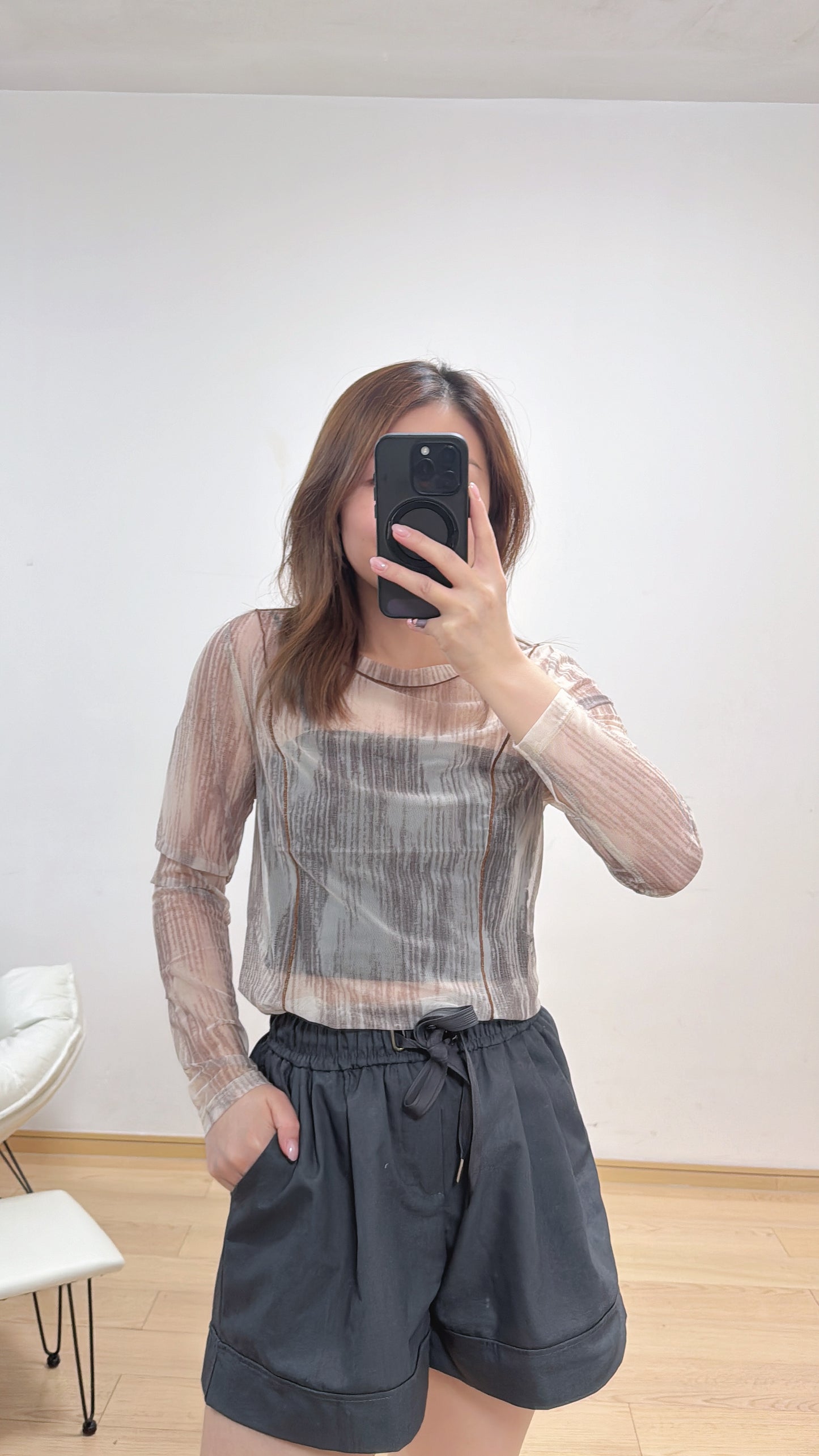 L435709《印花布透透TOP!舒服料!!》兩色 (藍/啡)