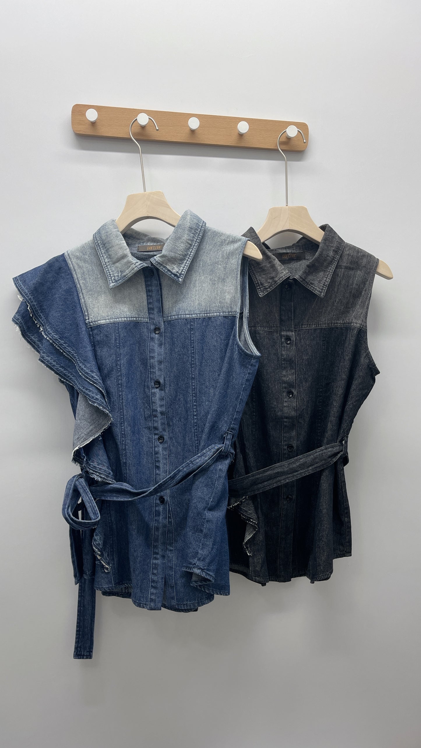 《半Ruffles牛仔背心》兩色入 (藍色)