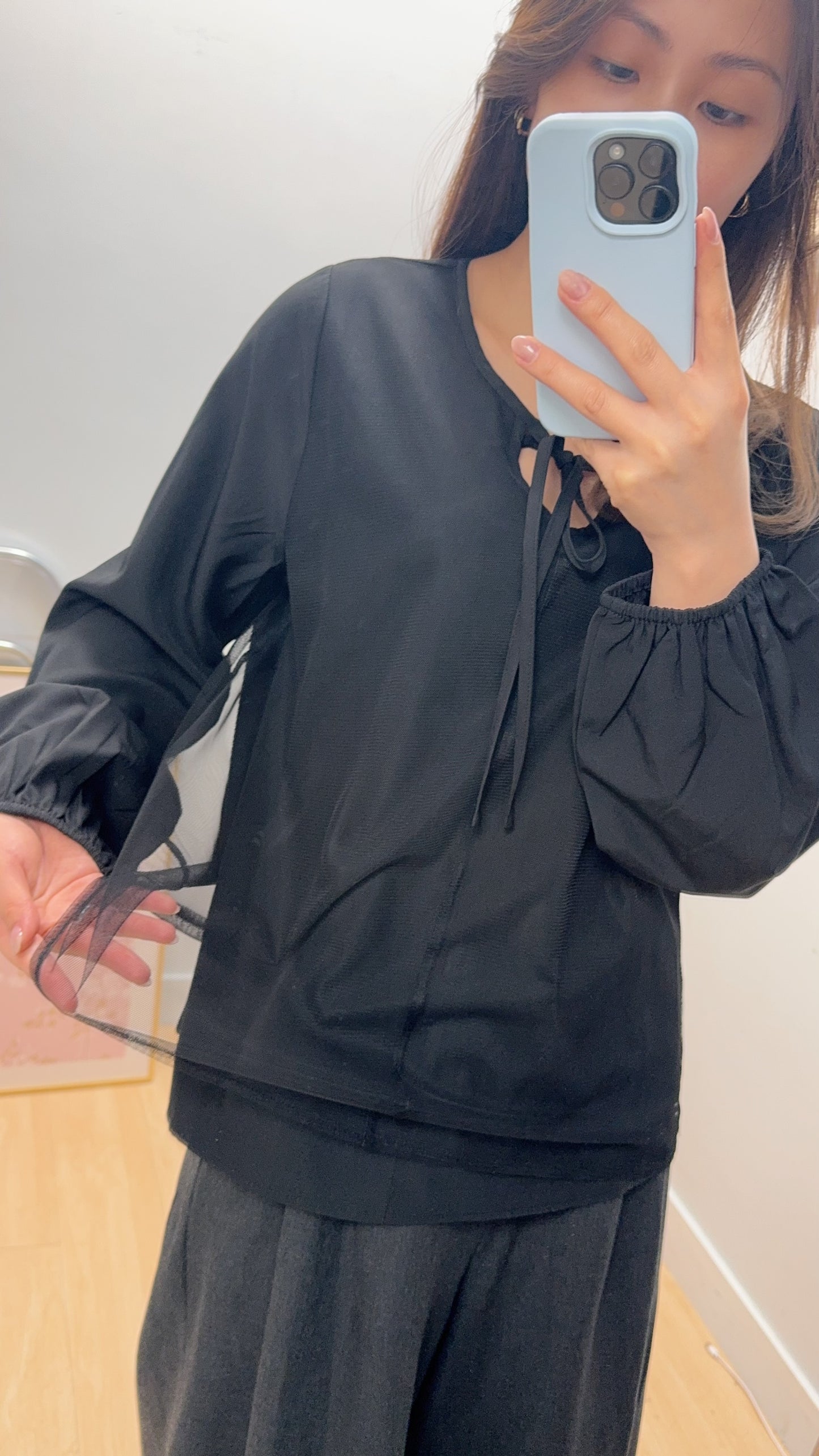 B53611 《兩件套：網背心+蝴蝶結領TOP》兩色（白/黑）