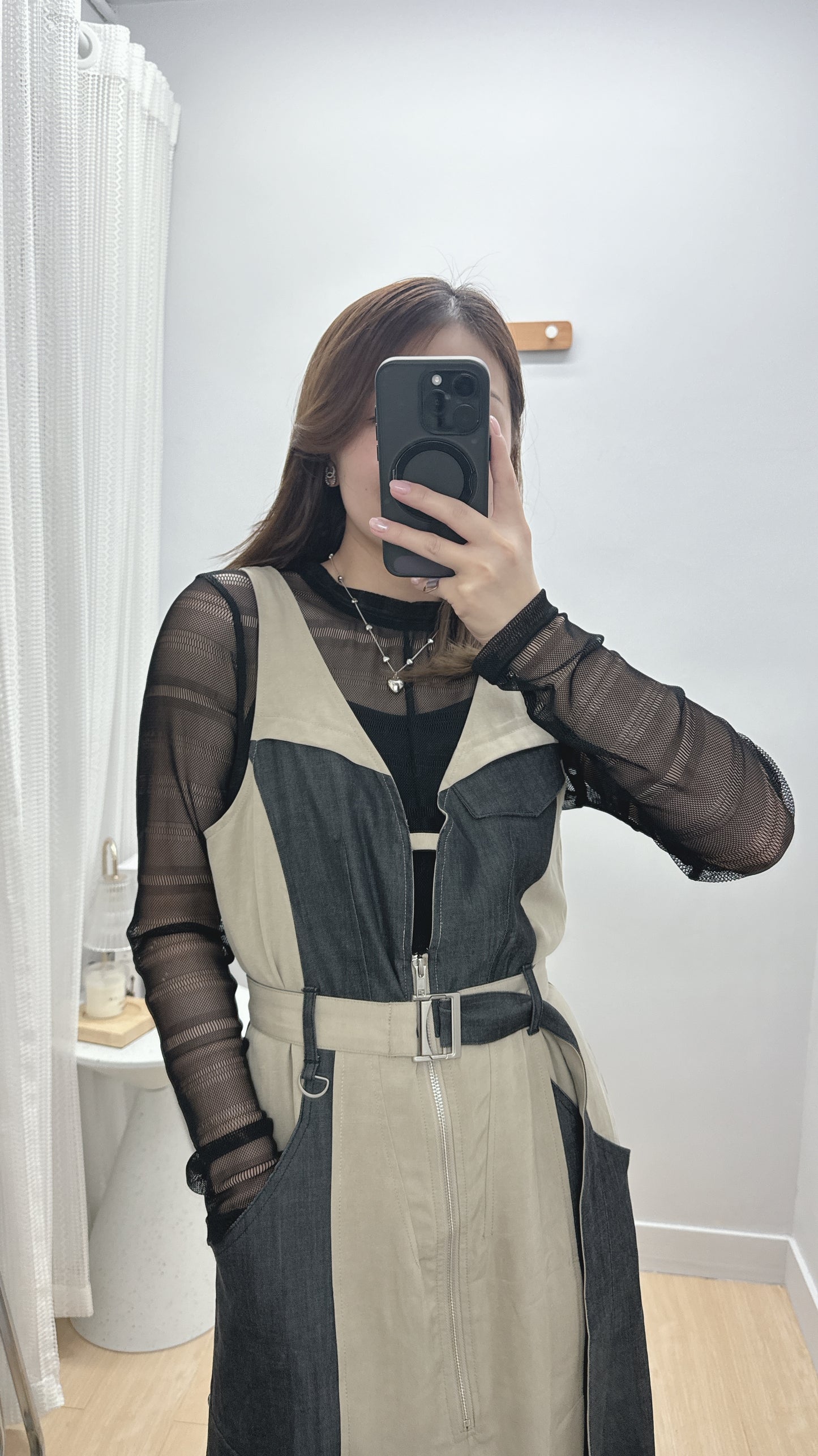L440509《兩件套：TOP+吊帶型格OPS》白灰