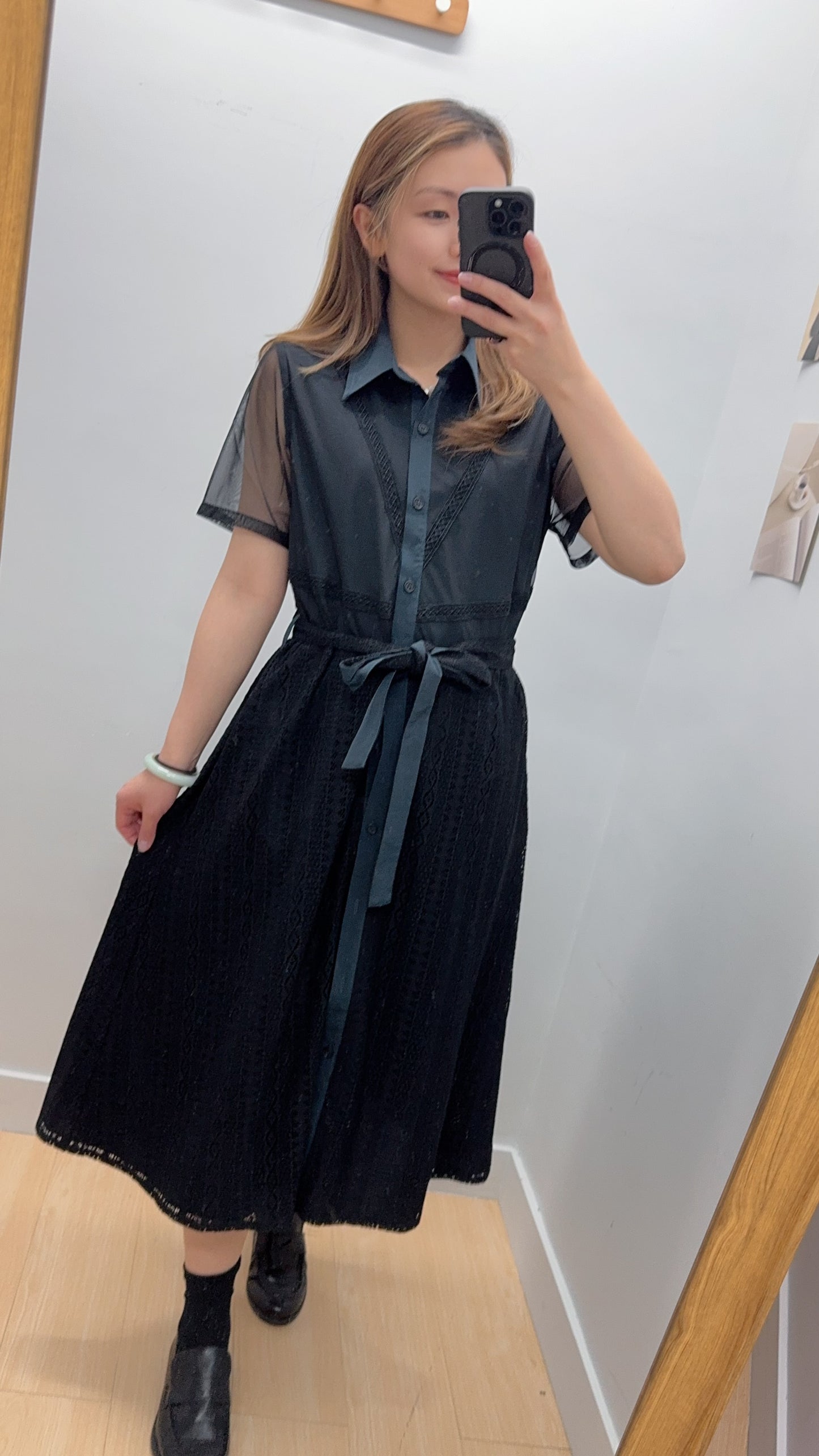 B47004《重手工透透袖拼全Lace OPS》（淺粉綠/黑藍）
