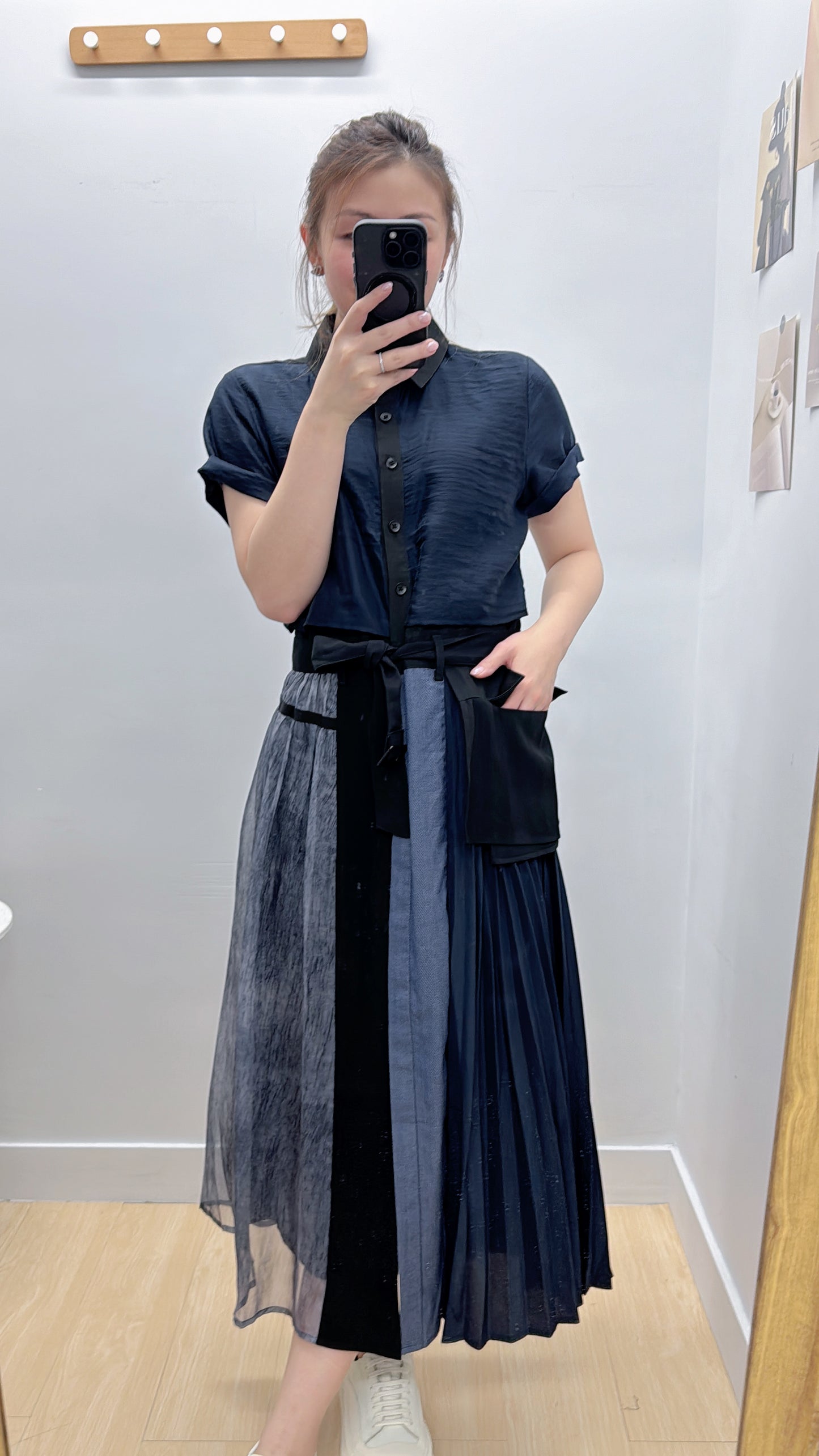 L486809《藍黑色短袖OPS拼雲染布》
