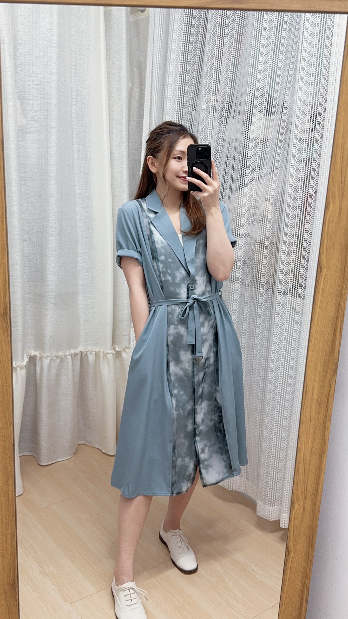 P176204《紙片人！越著越瘦拼雲染外套/OPS》（淺藍/深藍）