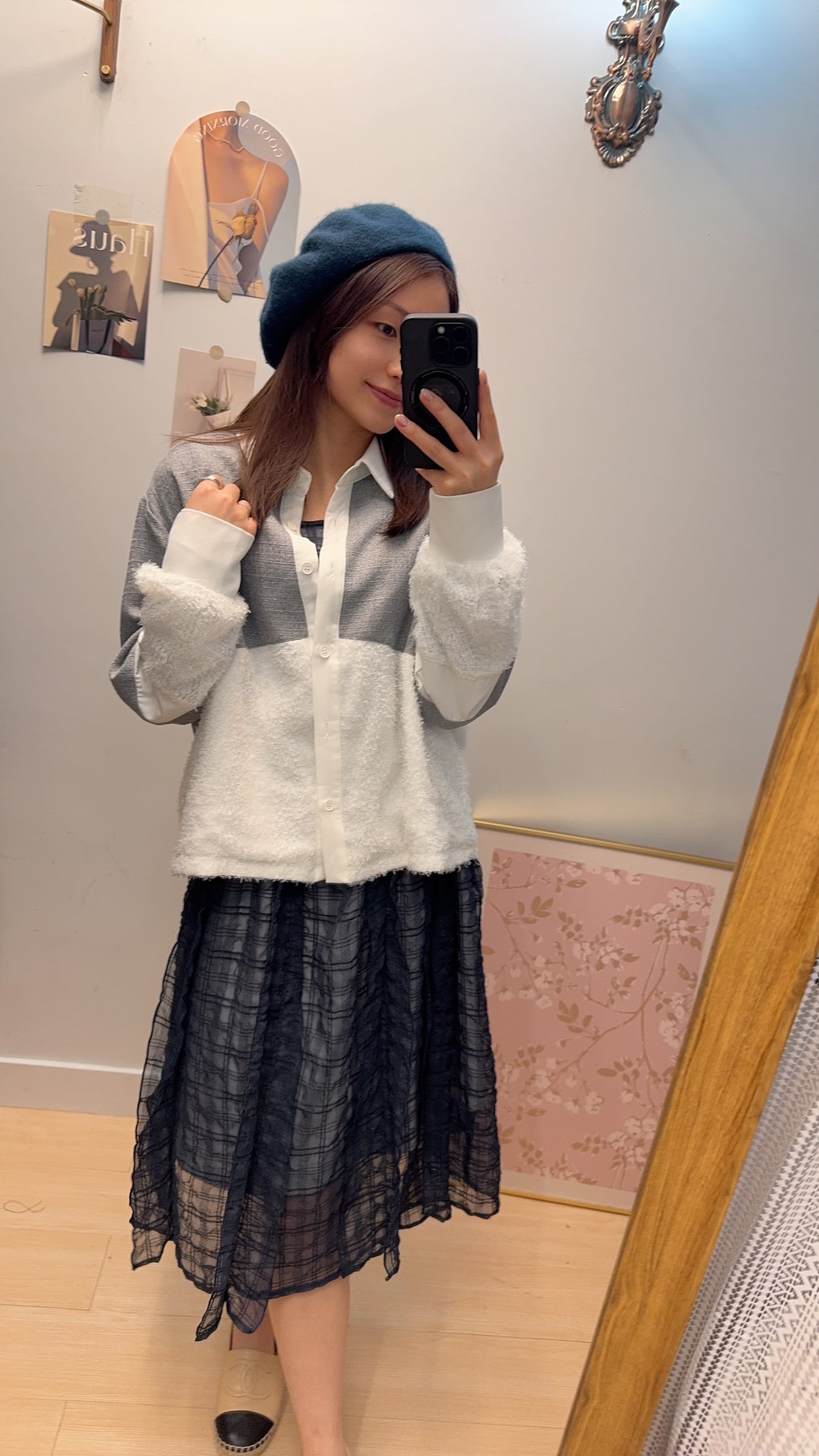 B54410 《Oversize 偽衛衣恤衫》 兩色（白灰/黑藍）