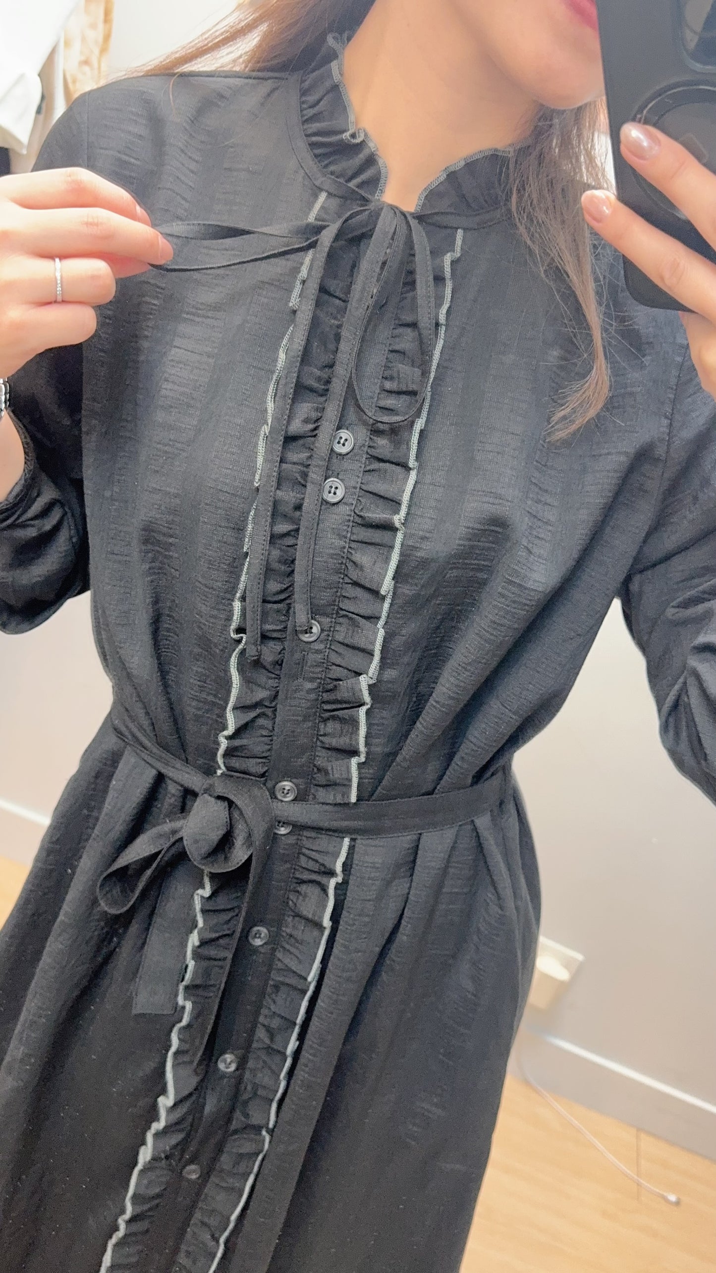 M259810《歐式宮廷感RUFFLES OPS》兩色（米杏/黑）