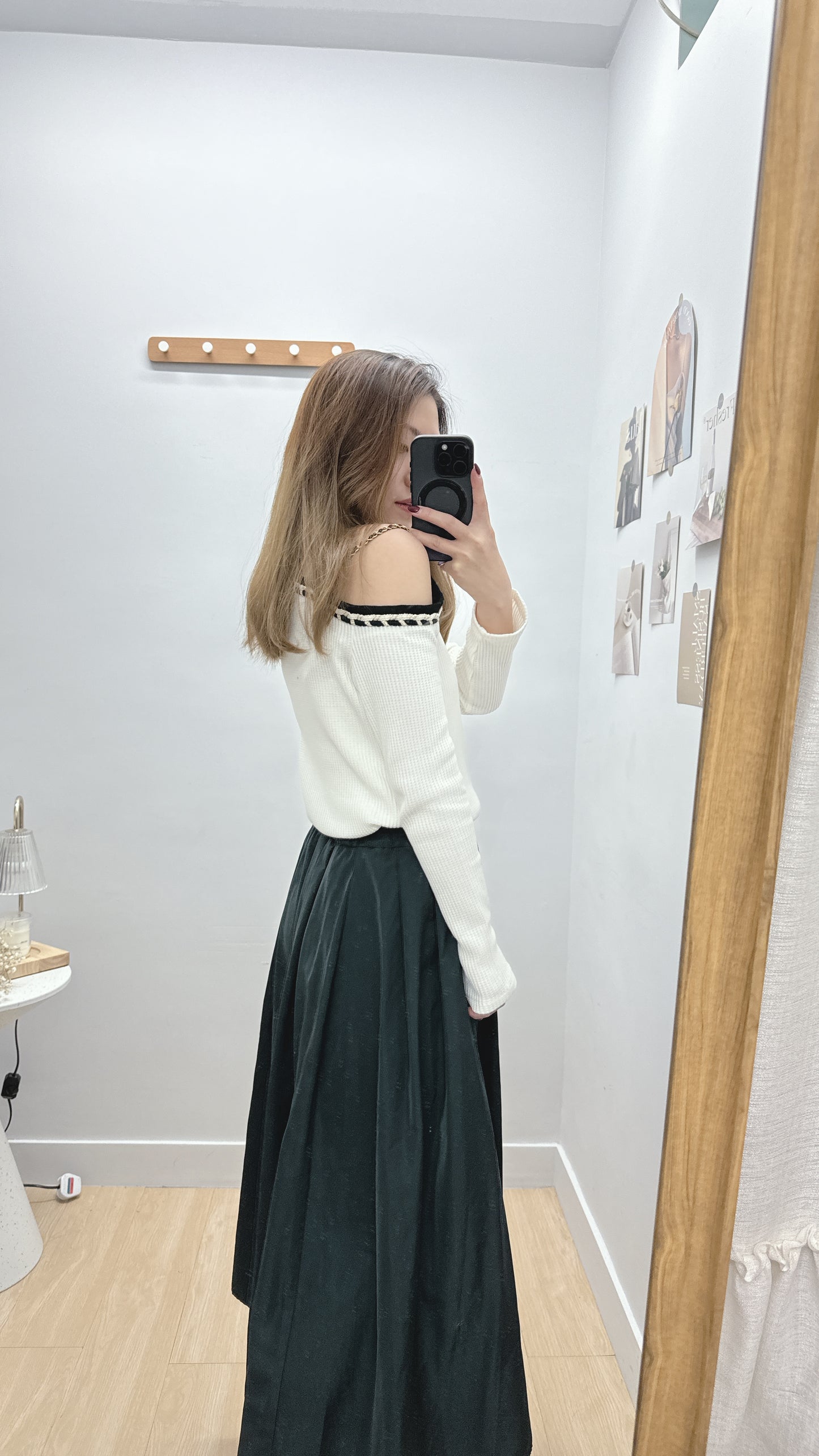 現貨【3月韓國】小香風斜肩韓系TOP 白色