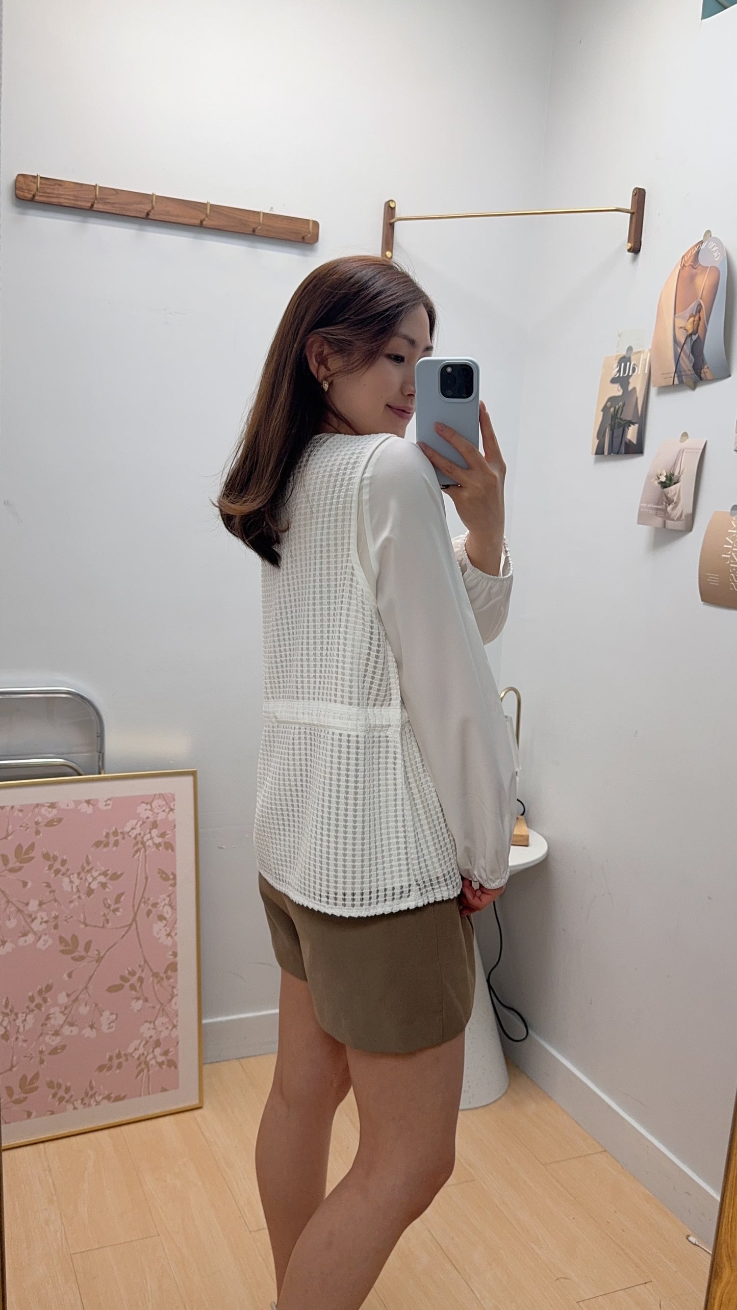 B53611 《兩件套：網背心+蝴蝶結領TOP》兩色（白/黑）