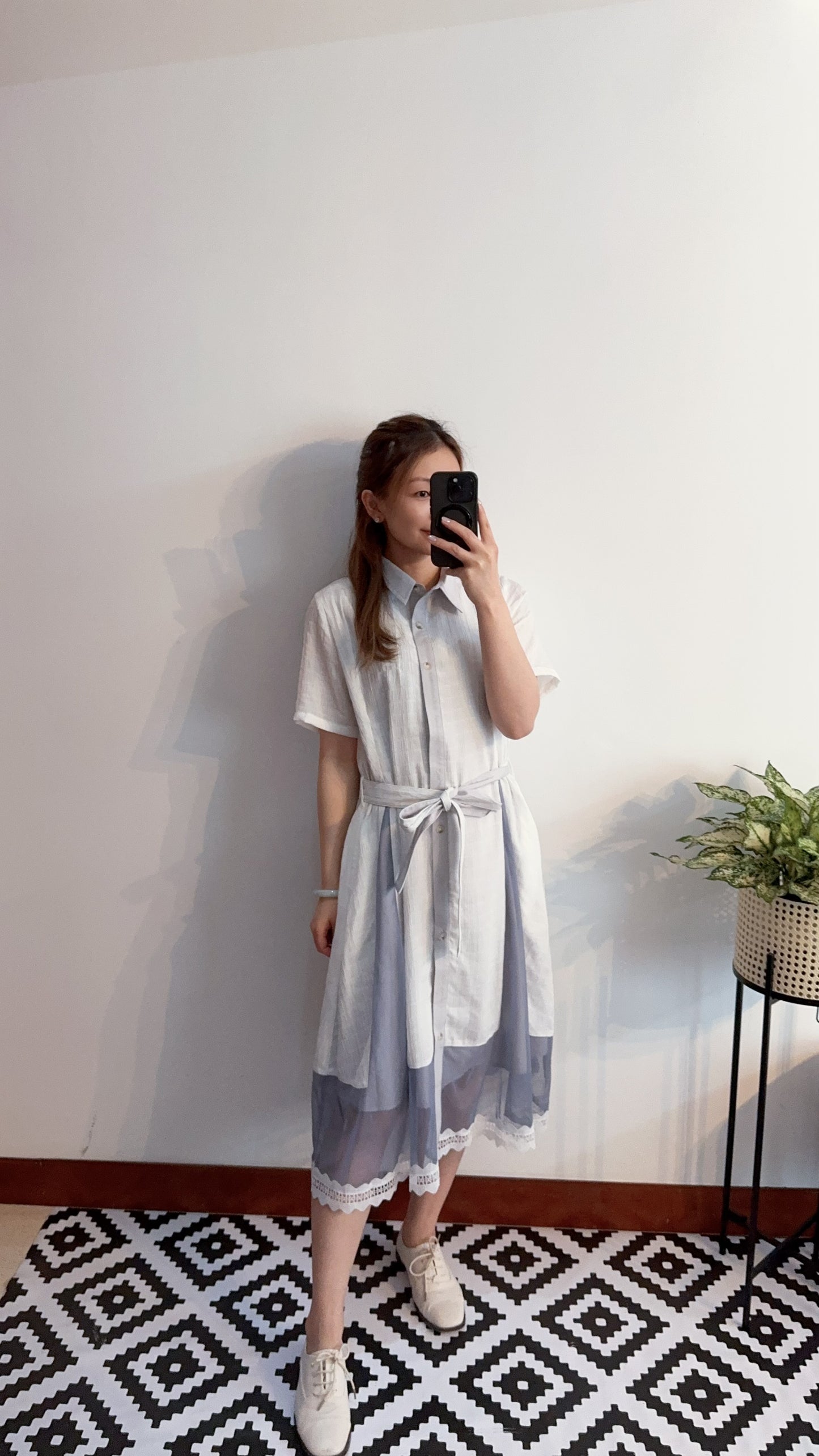 B46702《Girly暗格拼波浪裙尾OPS》（白拼灰紫/黑拼灰）