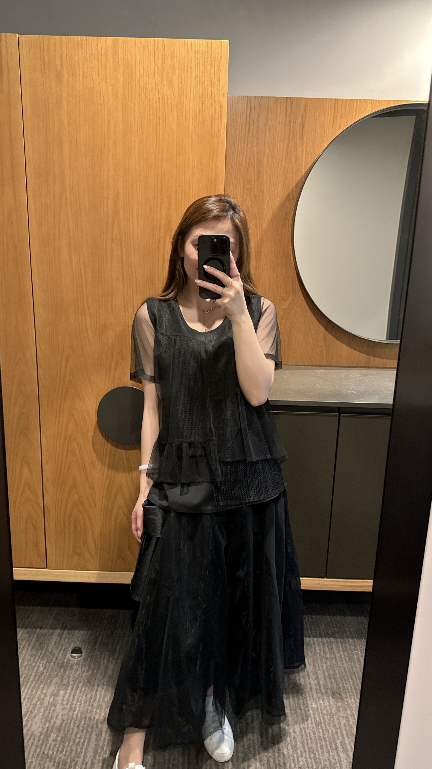 B37005《網紗Ruffles 仙氣Top》 (黑色）