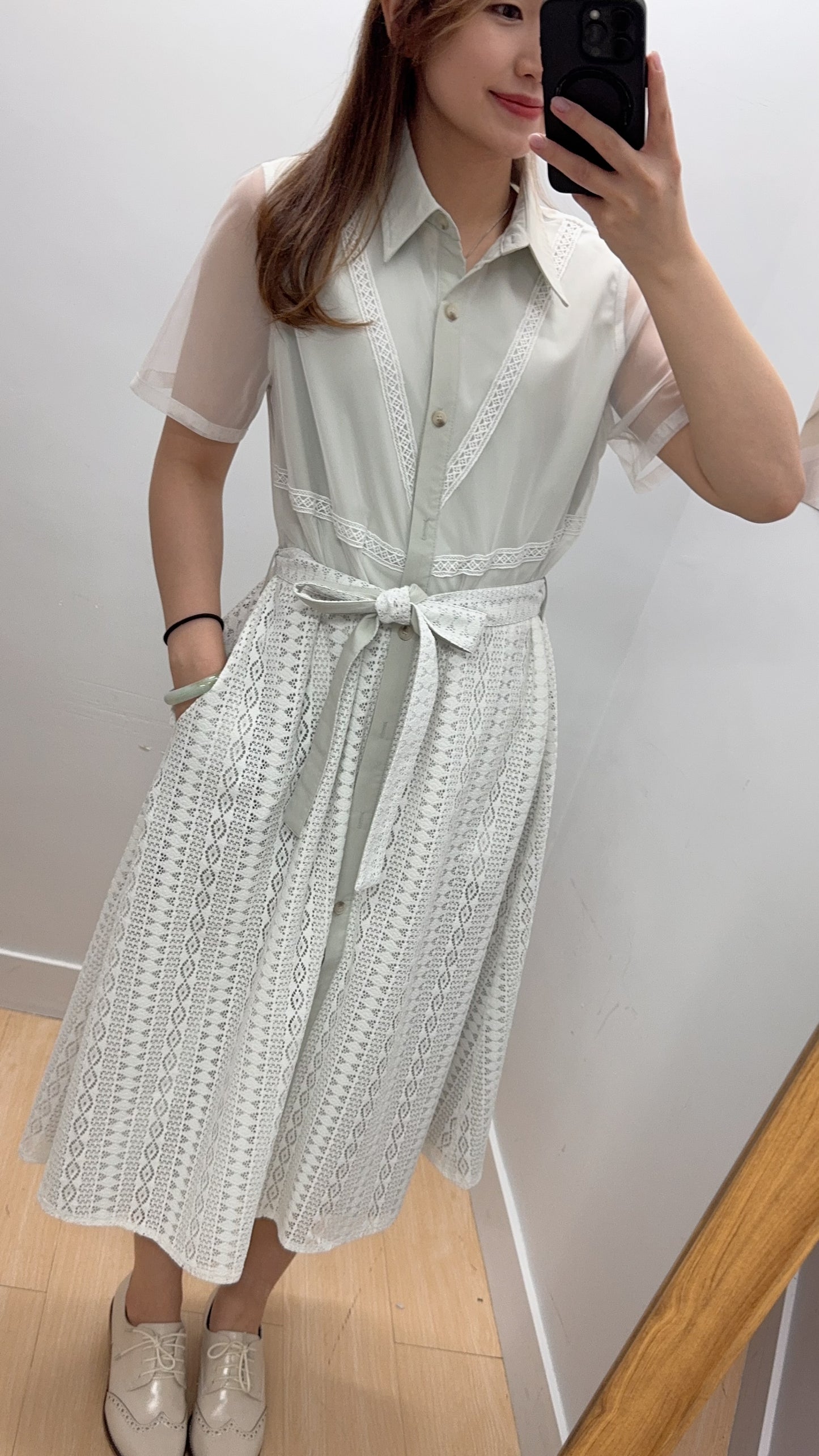 B47004《重手工透透袖拼全Lace OPS》（淺粉綠/黑藍）