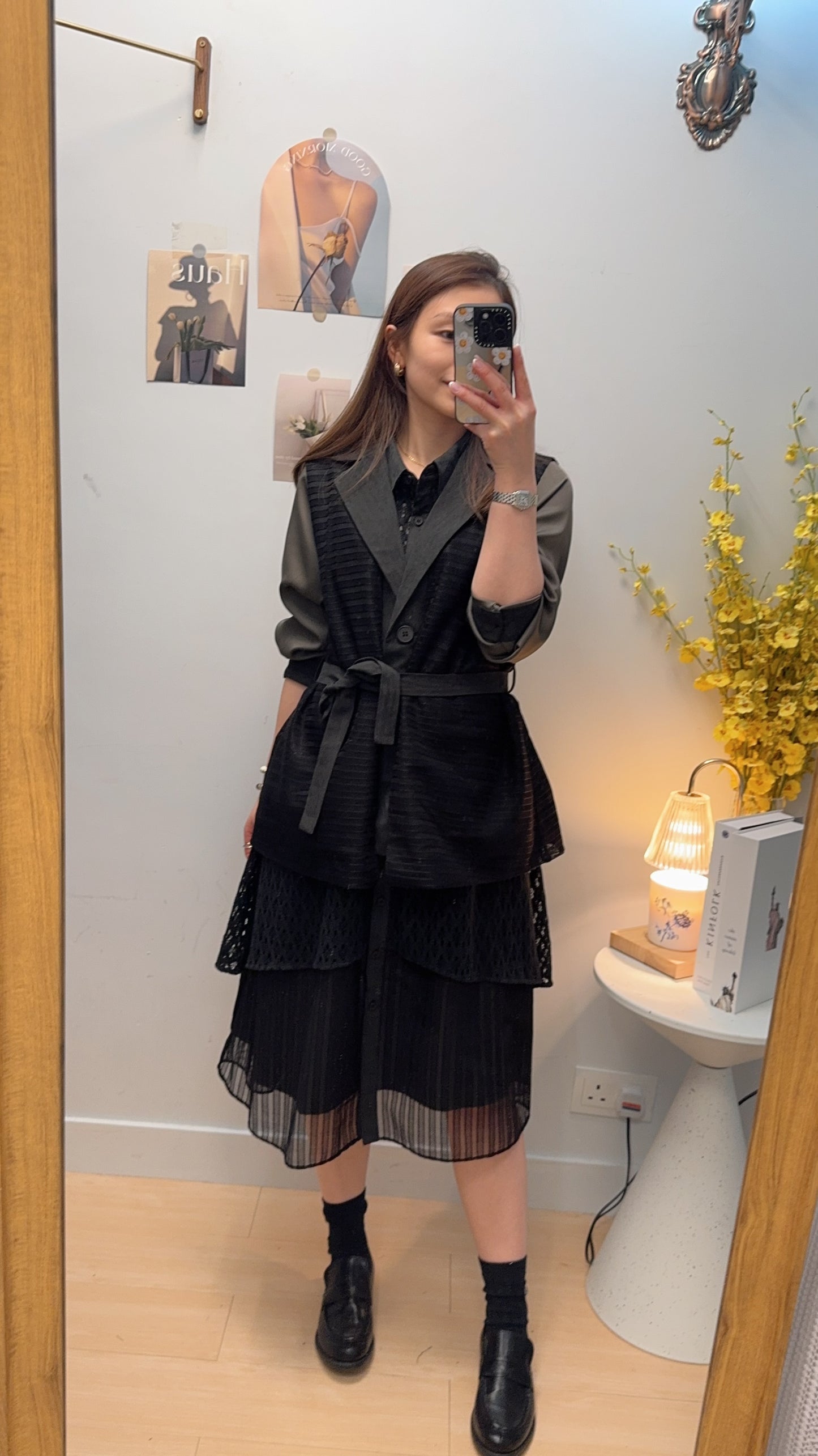 B55811 《西裝外套+假冷衫層次OPS》兩色（藍/黑）