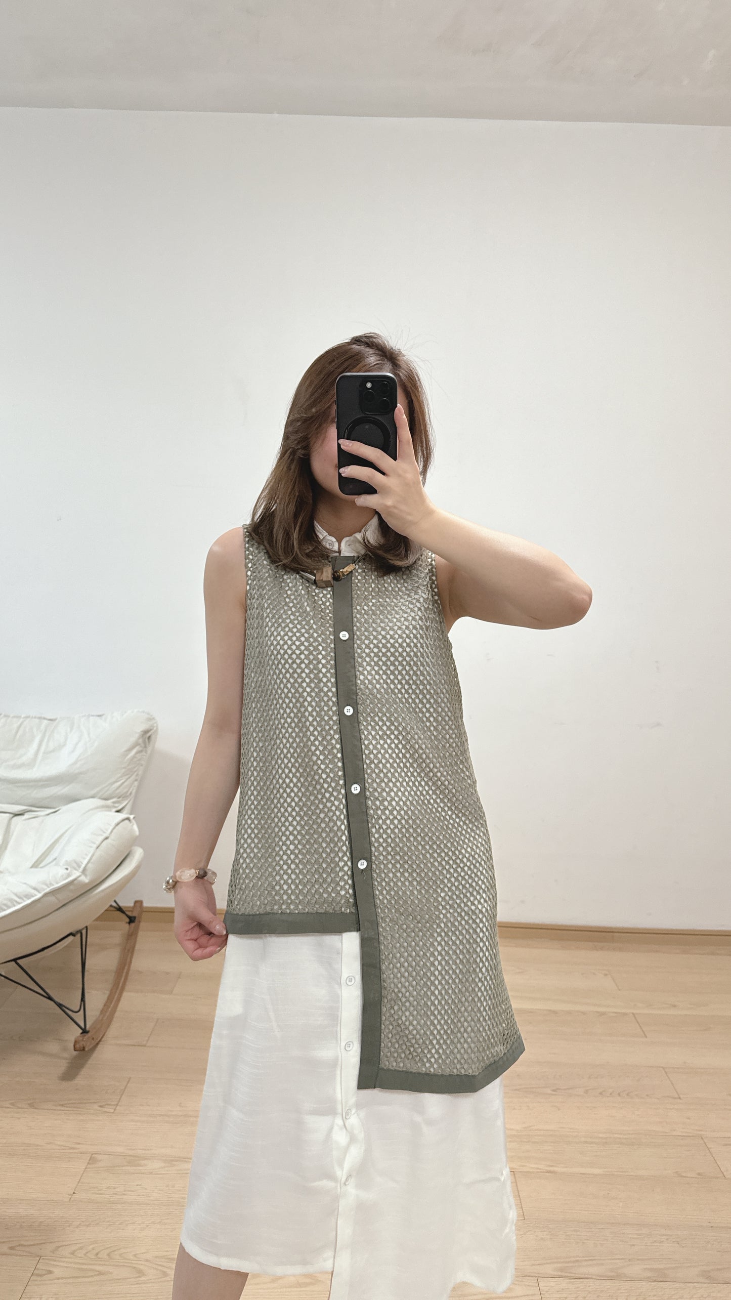 L4977《8月新品：格仔網網背心OPS》(白色）M size