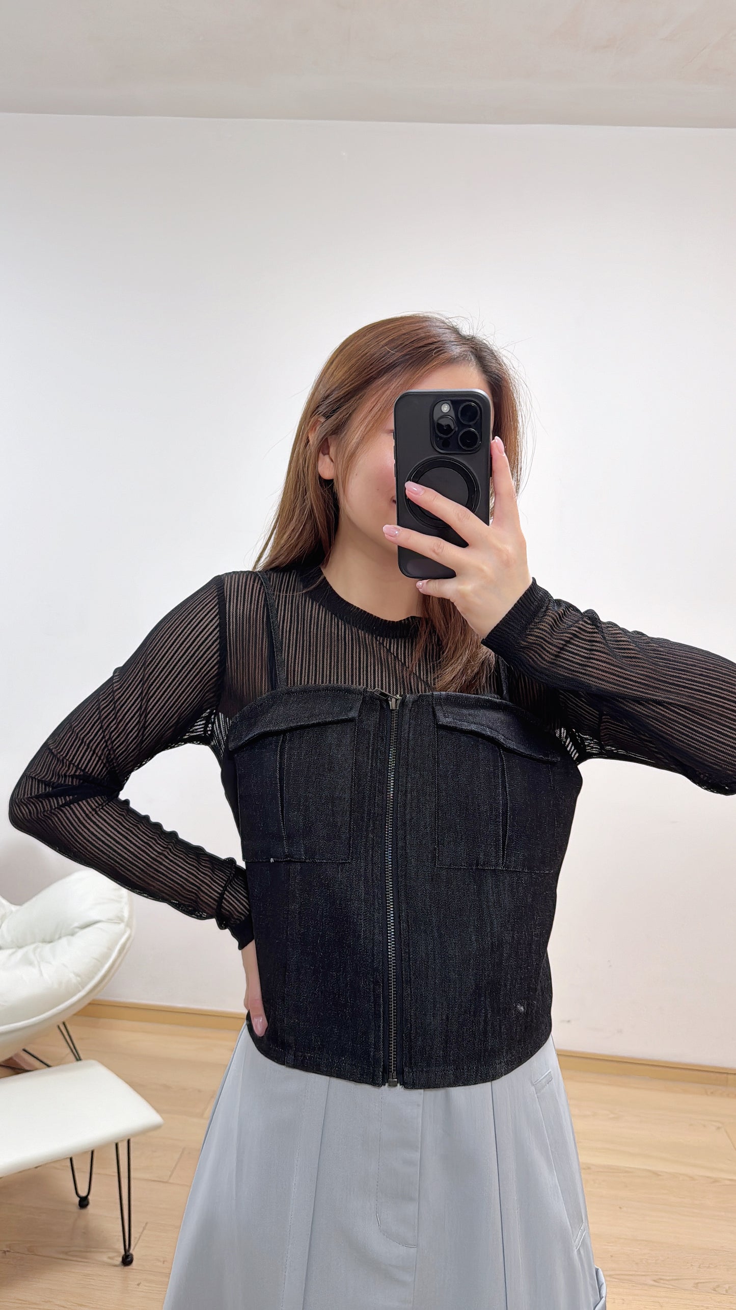 L496609《一套兩件：TOP+吊帶牛仔》白色