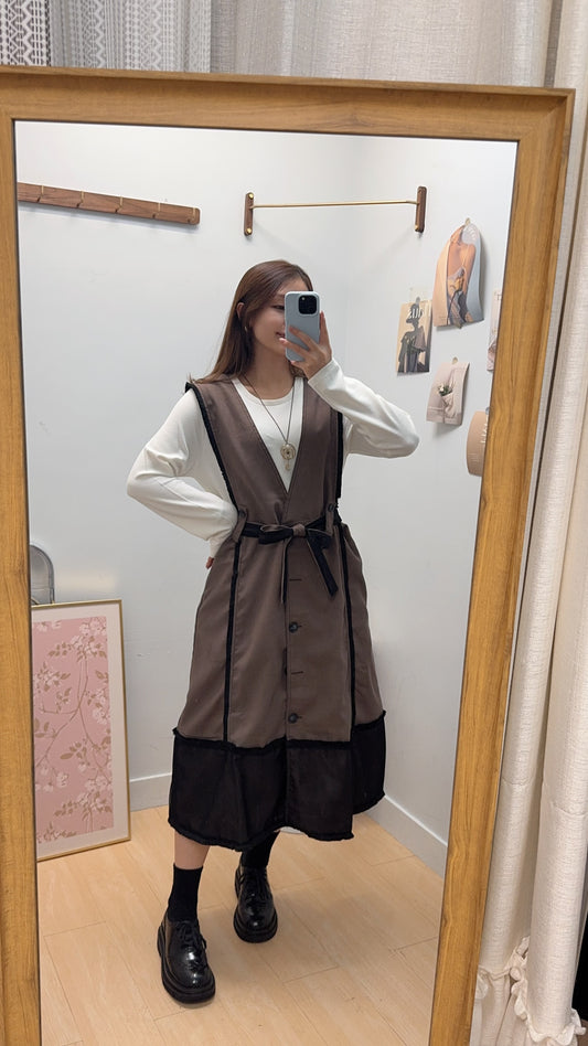 B44011 《中長TOP+薄絨背心裙》啡