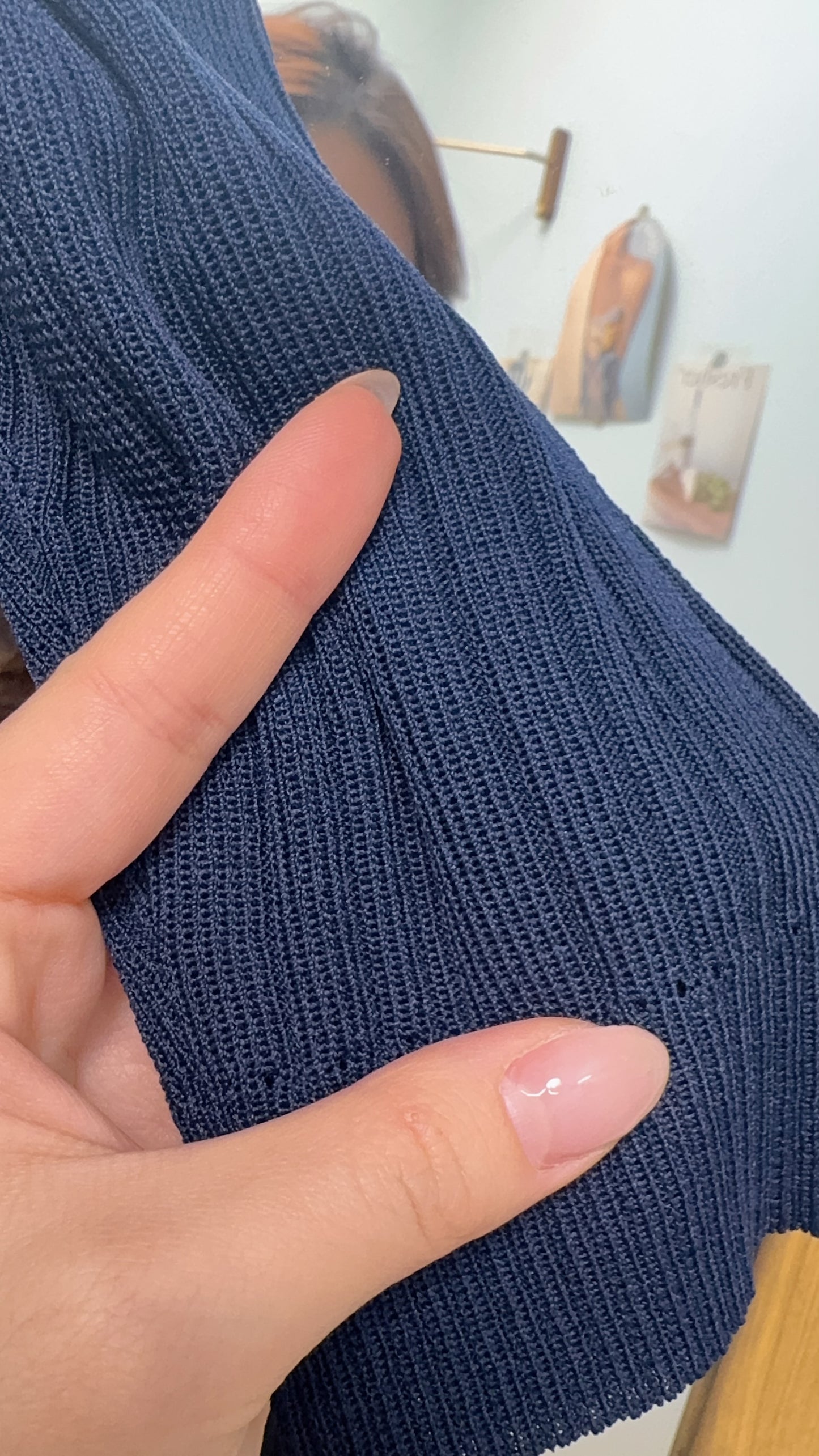 M261311 《顯瘦背心袖恤衫+坑紋針織冷衫》杏