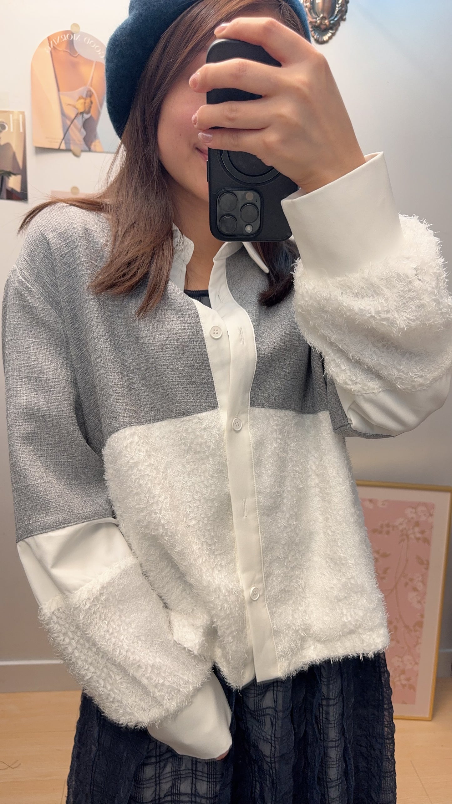 B54410 《Oversize 偽衛衣恤衫》 兩色（白灰/黑藍）