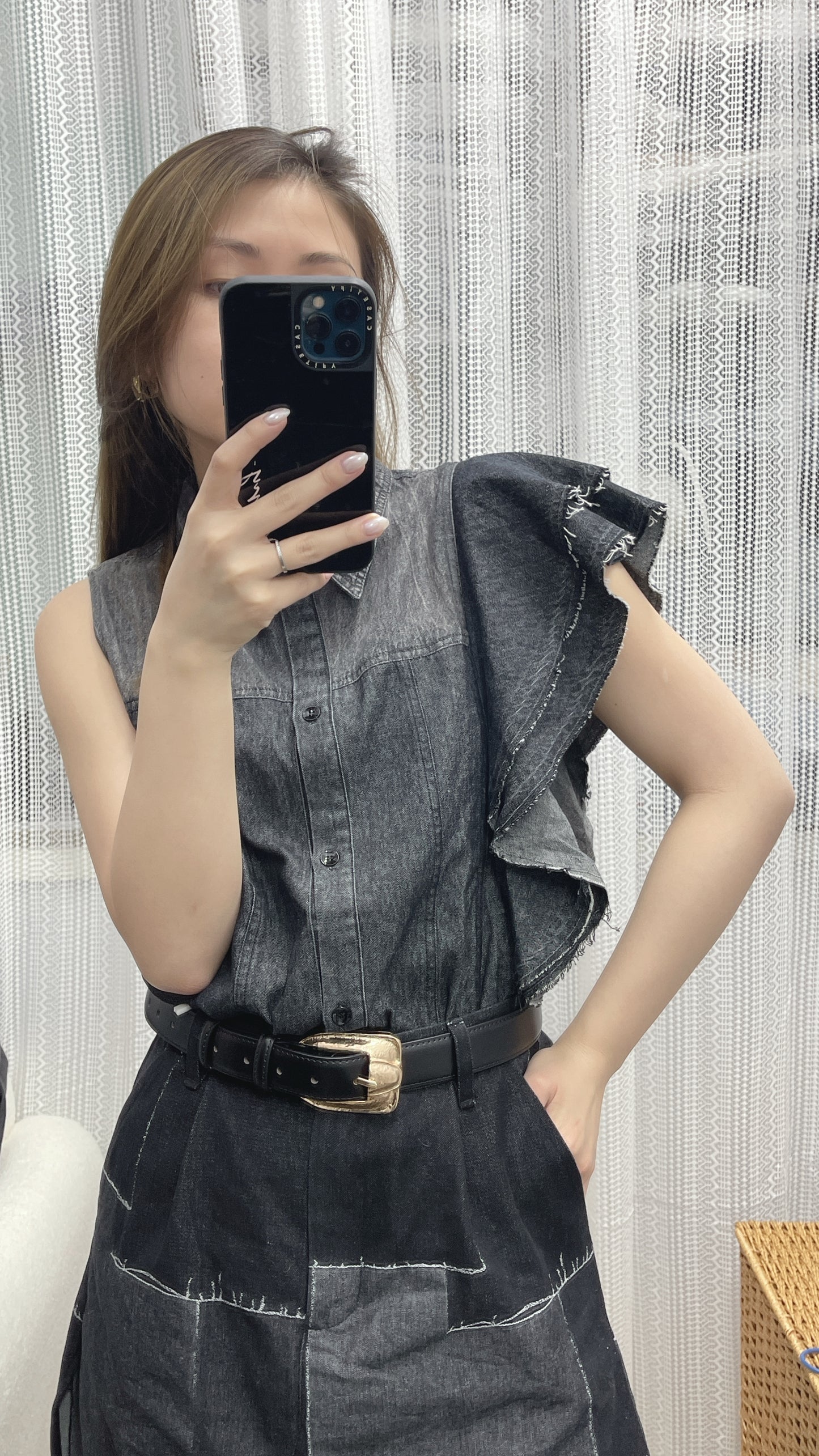 《半Ruffles牛仔背心》兩色入 (黑色)